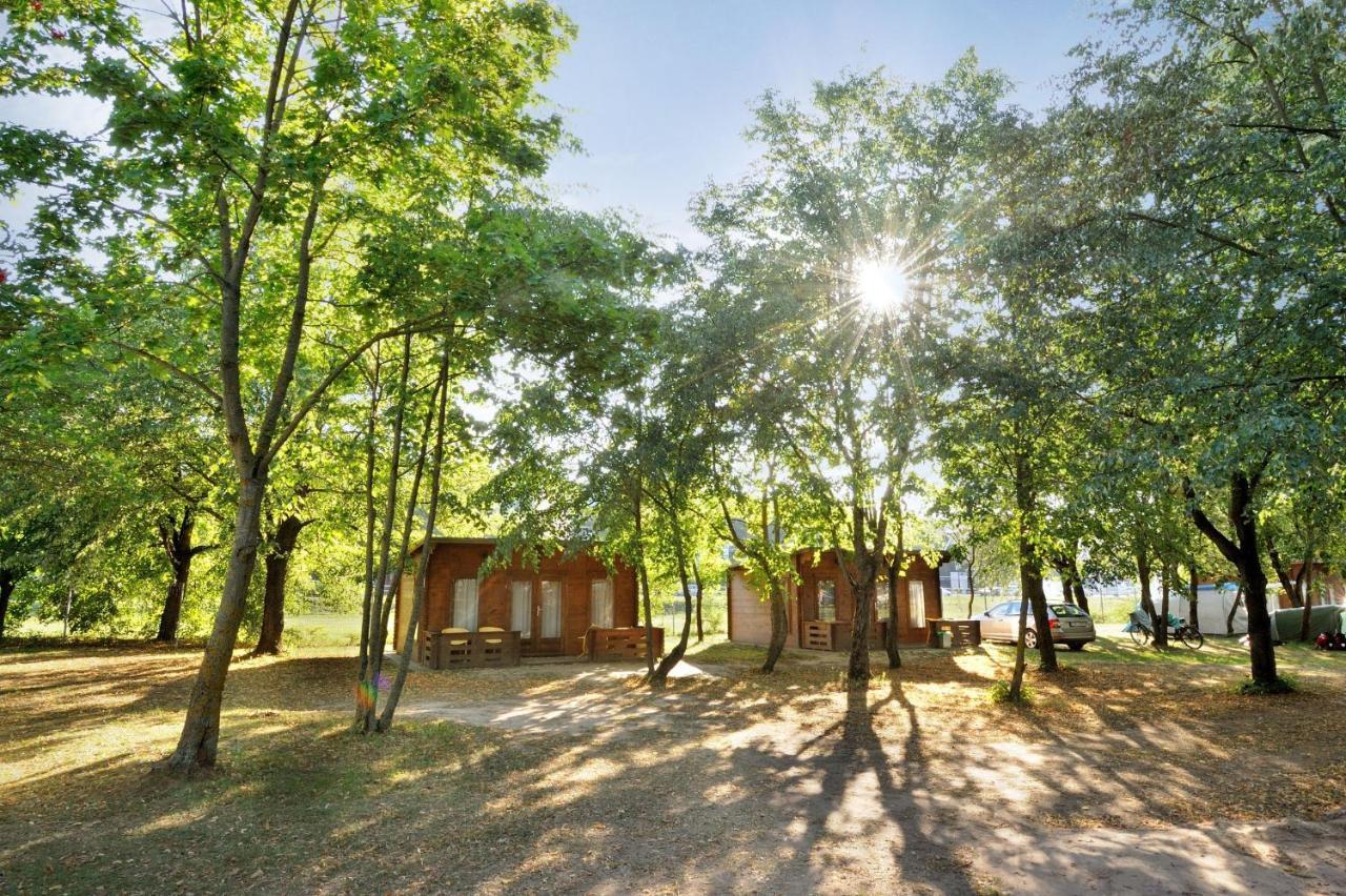 Kaunas Camp Inn Екстер'єр фото