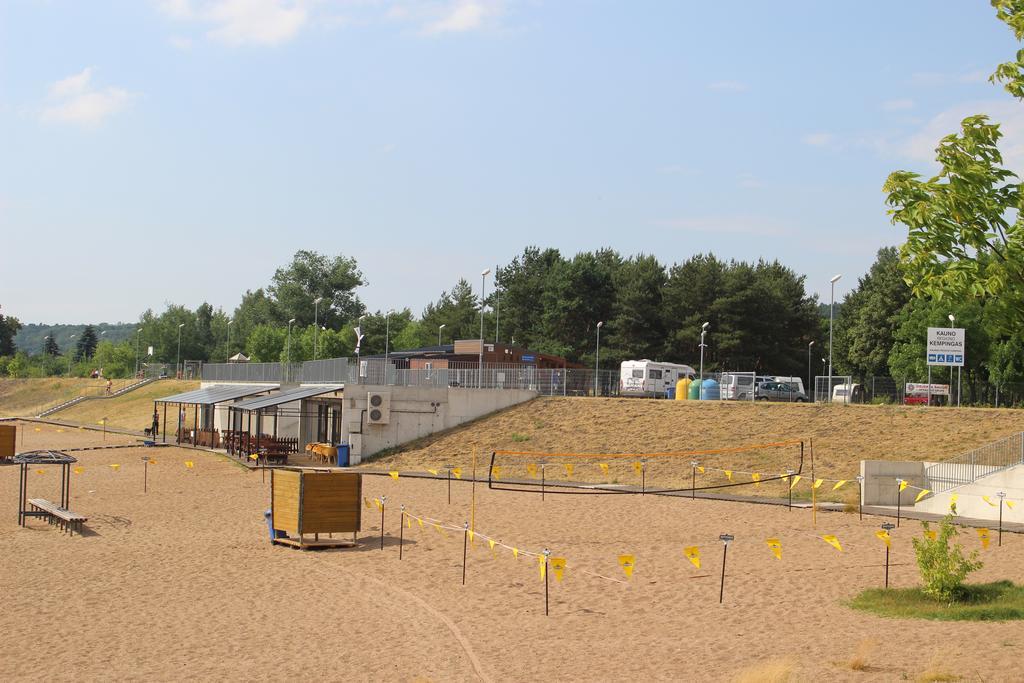 Kaunas Camp Inn Екстер'єр фото