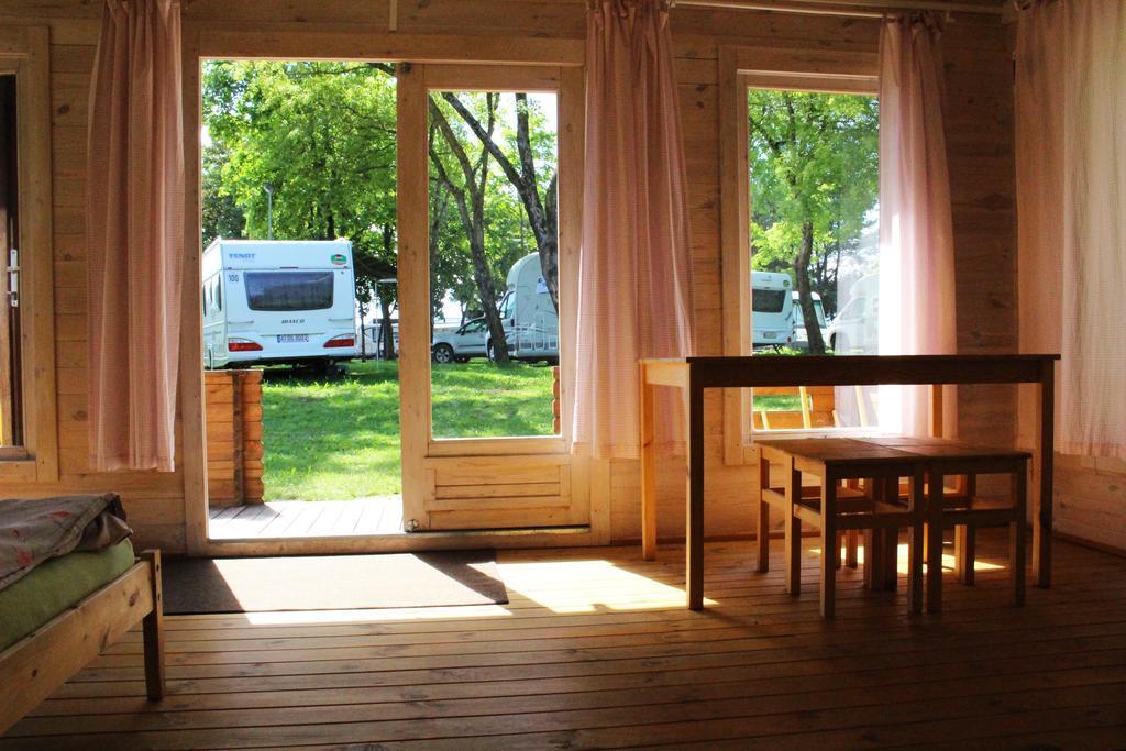 Kaunas Camp Inn Екстер'єр фото
